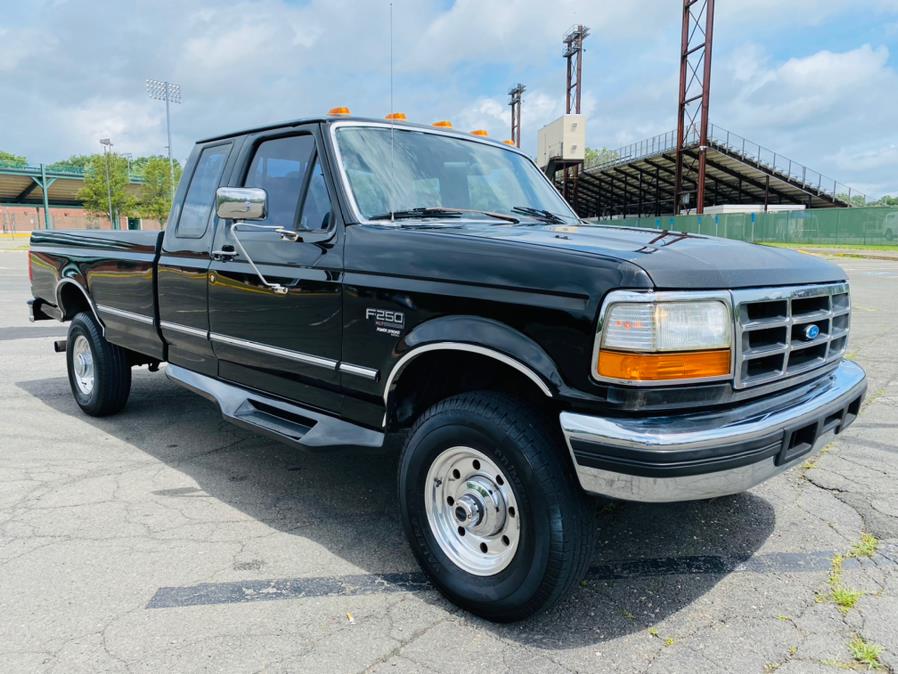 1996 Ford F-250 HD Supercab 138.8" WB 4WD, available for sale in New Britain, Connecticut | Supreme Automotive. New Britain, Connecticut
