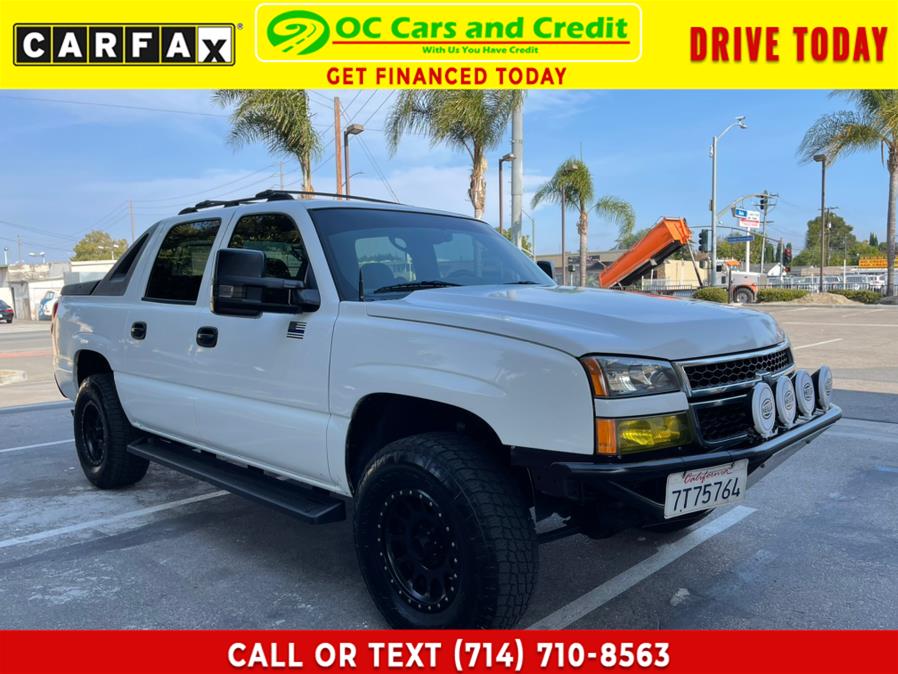 Used Chevrolet Avalanche 1500 5dr Crew Cab 130" WB 2004 | OC Cars and Credit. Garden Grove, California