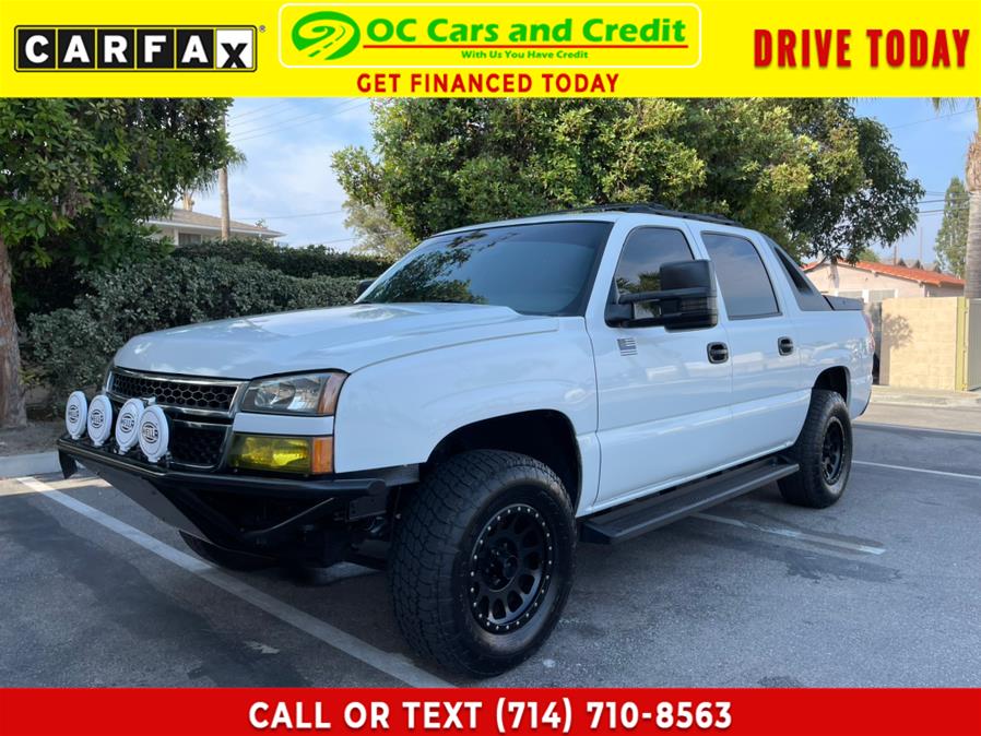 2004 Chevrolet Avalanche 1500 5dr Crew Cab 130" WB, available for sale in Garden Grove, California | OC Cars and Credit. Garden Grove, California