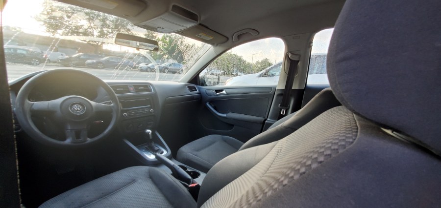 Used Volkswagen Jetta Sedan 4dr Auto S 2012 | Rubber Bros Auto World. Brooklyn, New York Used Volkswagen Jetta Sedan 4dr Auto S 2012 | Rubber Bros Auto World. Brooklyn, New York