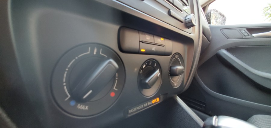 Used Volkswagen Jetta Sedan 4dr Auto S 2012 | Rubber Bros Auto World. Brooklyn, New York Used Volkswagen Jetta Sedan 4dr Auto S 2012 | Rubber Bros Auto World. Brooklyn, New York