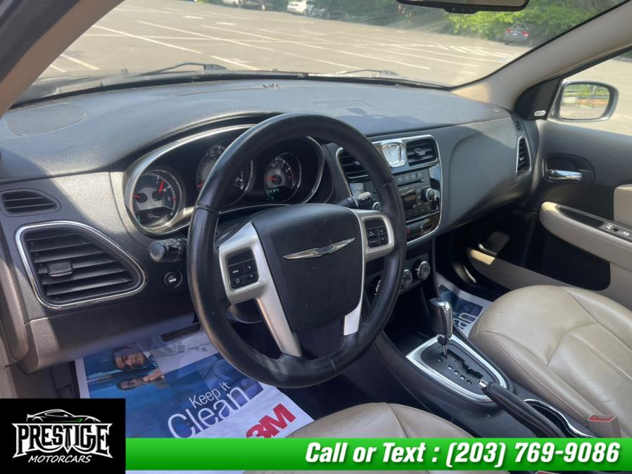 Used Chrysler 200 4dr Sdn Limited 2013 | J&J Auto Sales & Repairs llc DBA Prestige Motorcar. Oakville, Connecticut Used Chrysler 200 4dr Sdn Limited 2013 | J&J Auto Sales & Repairs llc DBA Prestige Motorcar. Oakville, Connecticut