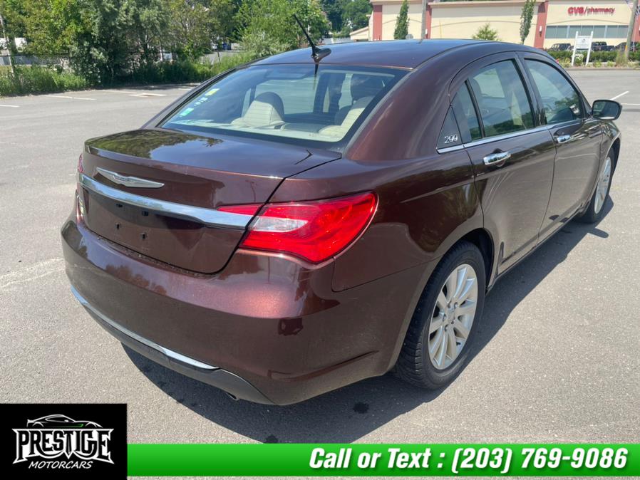 Used Chrysler 200 4dr Sdn Limited 2013 | J&J Auto Sales & Repairs llc DBA Prestige Motorcar. Oakville, Connecticut Used Chrysler 200 4dr Sdn Limited 2013 | J&J Auto Sales & Repairs llc DBA Prestige Motorcar. Oakville, Connecticut