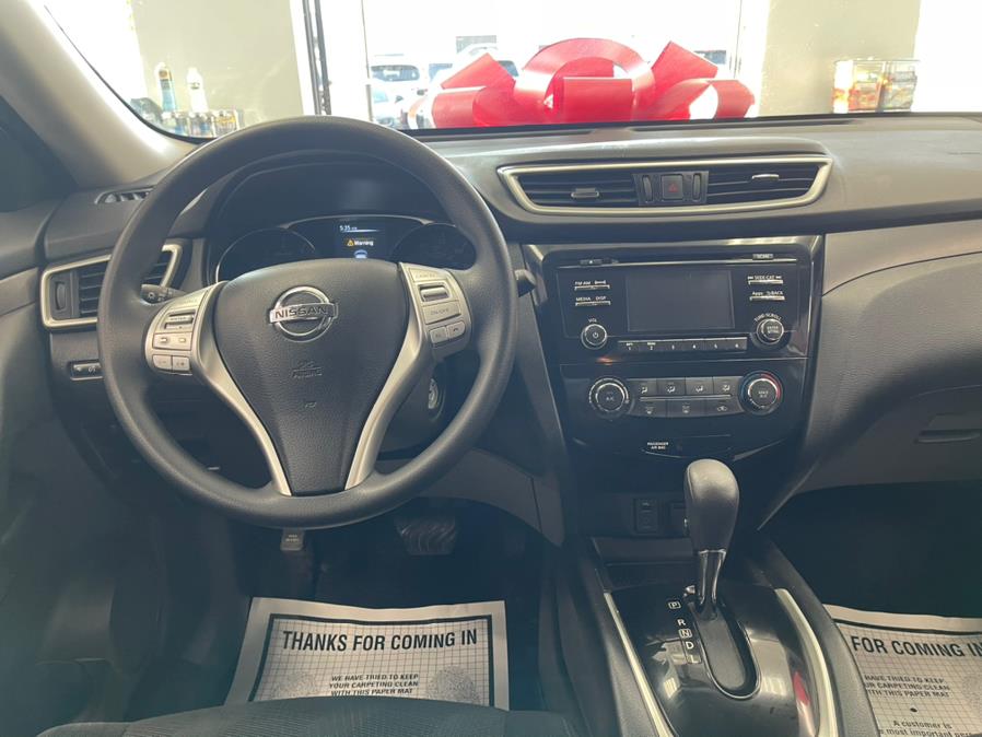 Used Nissan Rogue FWD 4dr S 2016 | 5 Towns Drive. Inwood, New York Used Nissan Rogue FWD 4dr S 2016 | 5 Towns Drive. Inwood, New York