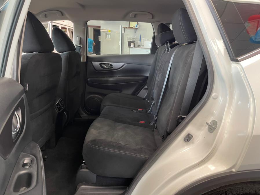 Used Nissan Rogue FWD 4dr S 2016 | 5 Towns Drive. Inwood, New York Used Nissan Rogue FWD 4dr S 2016 | 5 Towns Drive. Inwood, New York