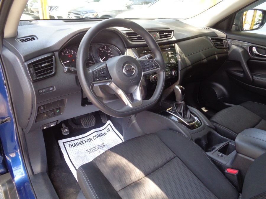 Used Nissan Rogue FWD S 2017 | Sunrise of Elmont. Elmont, New York Used Nissan Rogue FWD S 2017 | Sunrise of Elmont. Elmont, New York