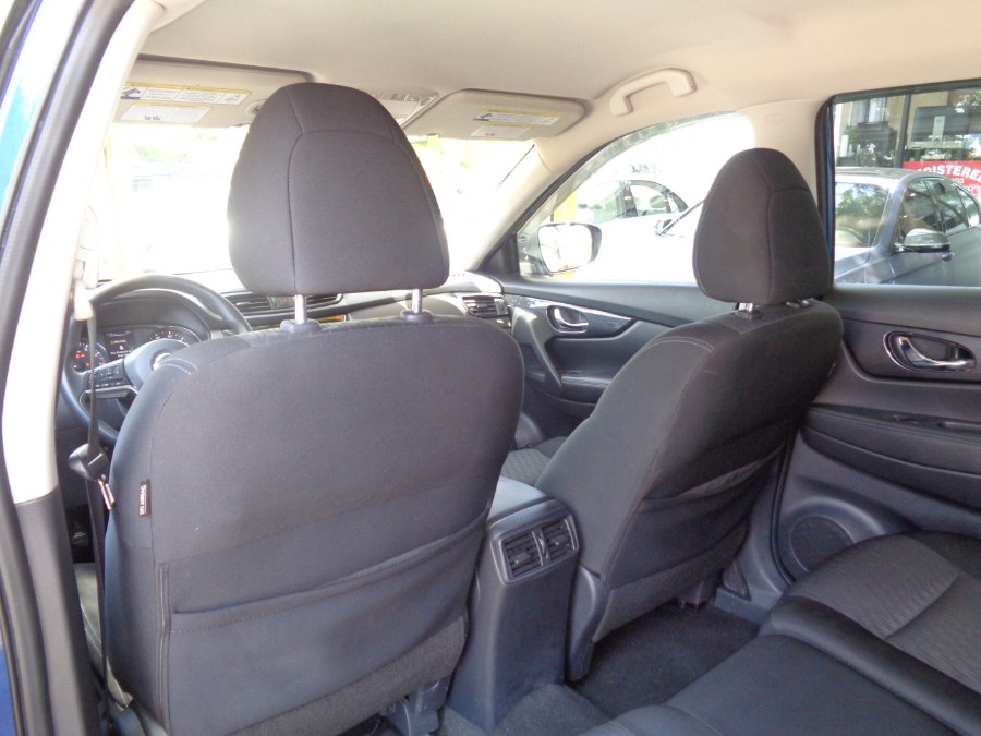 Used Nissan Rogue FWD S 2017 | Sunrise of Elmont. Elmont, New York Used Nissan Rogue FWD S 2017 | Sunrise of Elmont. Elmont, New York