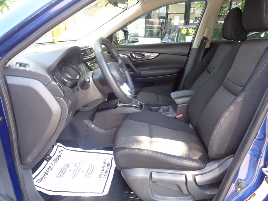 Used Nissan Rogue FWD S 2017 | Sunrise of Elmont. Elmont, New York Used Nissan Rogue FWD S 2017 | Sunrise of Elmont. Elmont, New York