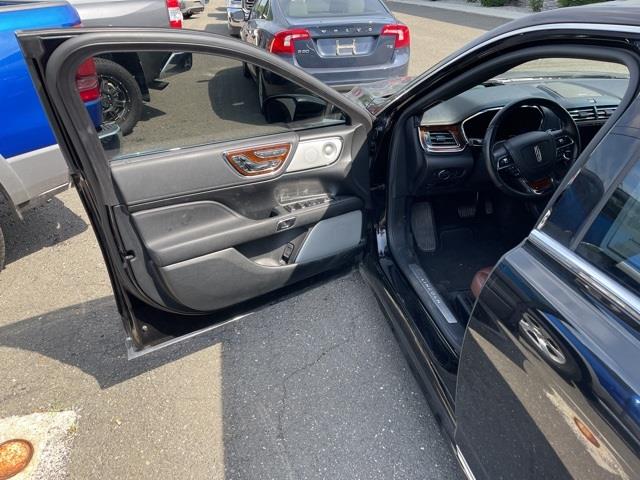 Used Lincoln Continental Reserve 2017 | Blasius Federal Road. Brookfield, Connecticut Used Lincoln Continental Reserve 2017 | Blasius Federal Road. Brookfield, Connecticut
