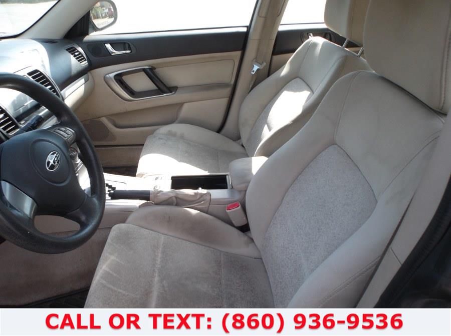 Used Subaru Outback 4dr H4 Auto LL Bean w/Nav 2008 | Lee Motors Sales Inc. Hartford, Connecticut Used Subaru Outback 4dr H4 Auto LL Bean w/Nav 2008 | Lee Motors Sales Inc. Hartford, Connecticut
