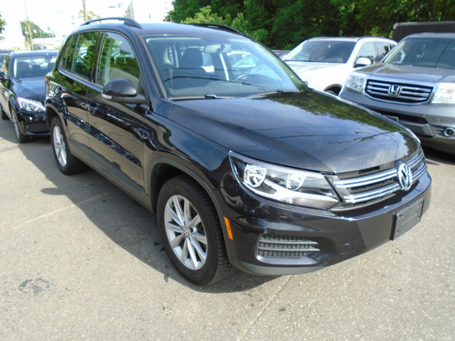 2018 Volkswagen Tiguan Limited 2.0T 4MOTION, available for sale in Waterbury, Connecticut | Jim Juliani Motors. Waterbury, Connecticut