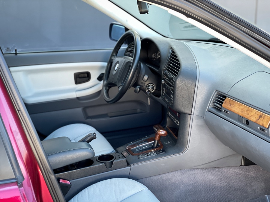 Used BMW 3-Series 328i 4dr Sdn 1996 | Guchon Imports. Salt Lake City, Utah Used BMW 3-Series 328i 4dr Sdn 1996 | Guchon Imports. Salt Lake City, Utah