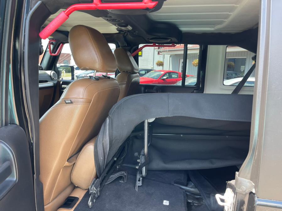 2014 Jeep Wrangler Unlimited 4WD 4dr Rubicon X, available for sale in South Windsor, Connecticut | Mike And Tony Auto Sales, Inc. South Windsor, Connecticut 2014 Jeep Wrangler Unlimited 4WD 4dr Rubicon X, available for sale in South Windsor, Connecticut | Mike And Tony Auto Sales, Inc. South Windsor, Connecticut