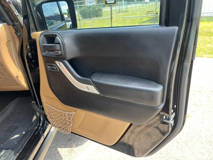 2014 Jeep Wrangler Unlimited 4WD 4dr Rubicon X, available for sale in South Windsor, Connecticut | Mike And Tony Auto Sales, Inc. South Windsor, Connecticut 2014 Jeep Wrangler Unlimited 4WD 4dr Rubicon X, available for sale in South Windsor, Connecticut | Mike And Tony Auto Sales, Inc. South Windsor, Connecticut