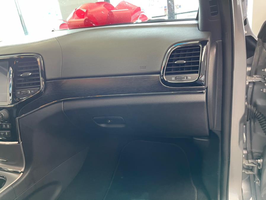 Used Jeep Grand Cherokee High Altitude 4x2 2020 | 5 Towns Drive. Inwood, New York Used Jeep Grand Cherokee High Altitude 4x2 2020 | 5 Towns Drive. Inwood, New York