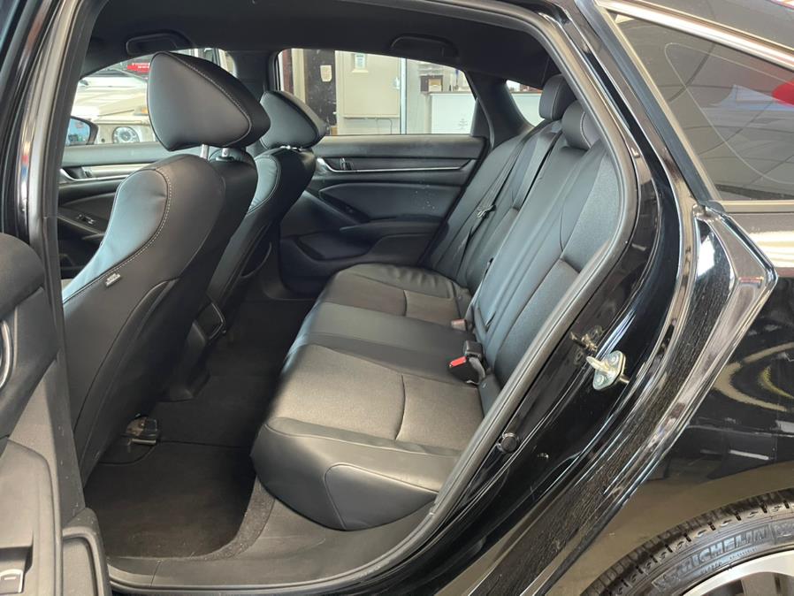 Used Honda Accord Sedan Sport CVT 2018 | 5 Towns Drive. Inwood, New York Used Honda Accord Sedan Sport CVT 2018 | 5 Towns Drive. Inwood, New York