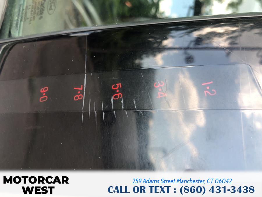 2013 Ford Taurus 4dr Sdn Limited AWD, available for sale in Manchester, Connecticut | Motorcar West. Manchester, Connecticut 2013 Ford Taurus 4dr Sdn Limited AWD, available for sale in Manchester, Connecticut | Motorcar West. Manchester, Connecticut