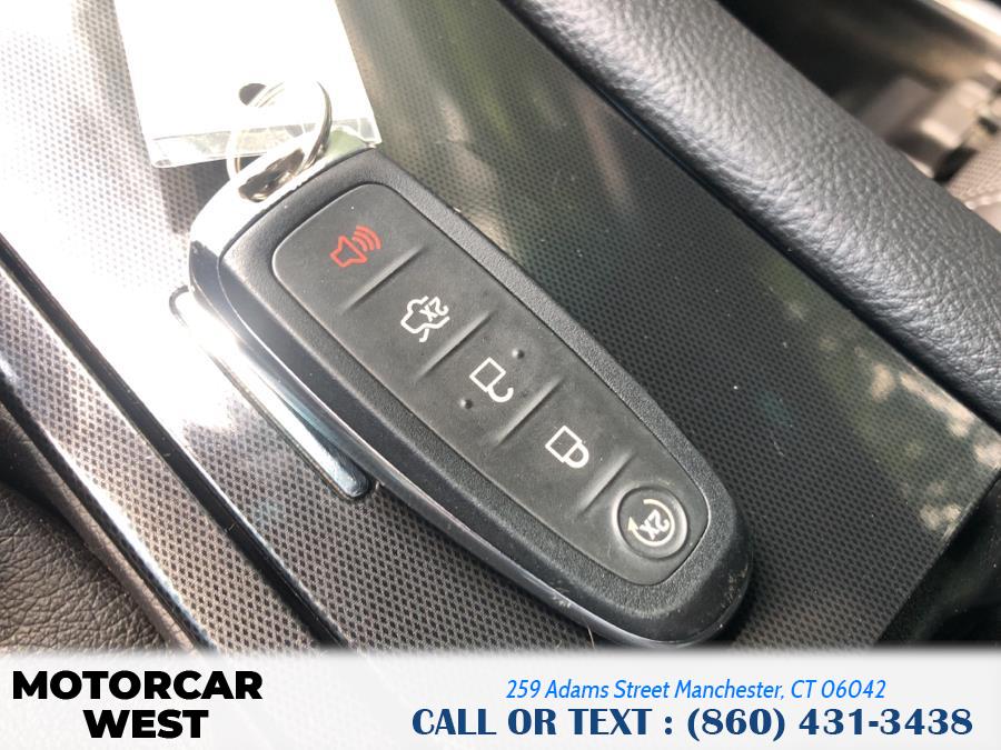 2013 Ford Taurus 4dr Sdn Limited AWD, available for sale in Manchester, Connecticut | Motorcar West. Manchester, Connecticut 2013 Ford Taurus 4dr Sdn Limited AWD, available for sale in Manchester, Connecticut | Motorcar West. Manchester, Connecticut