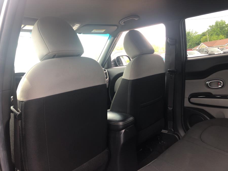 2015 Kia Soul 5dr Wgn Auto +, available for sale in Beavercreek, Ohio | Wholesale Direct Motors. Beavercreek, Ohio 2015 Kia Soul 5dr Wgn Auto +, available for sale in Beavercreek, Ohio | Wholesale Direct Motors. Beavercreek, Ohio