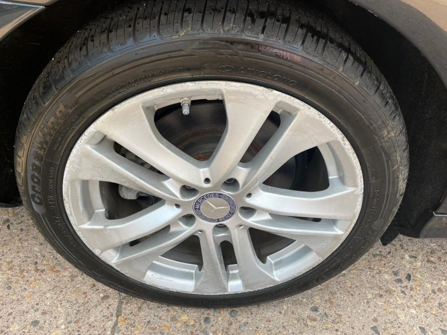 Used Mercedes-Benz C-Class 4dr Sdn C300 Sport 4MATIC 2012 | Carsonmain LLC. Manchester, Connecticut Used Mercedes-Benz C-Class 4dr Sdn C300 Sport 4MATIC 2012 | Carsonmain LLC. Manchester, Connecticut