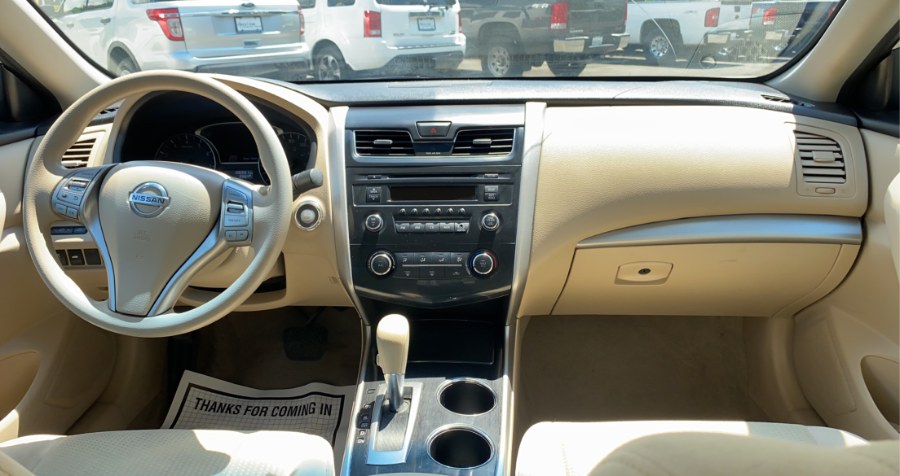 2014 Nissan Altima 2.5 S, available for sale in Waterbury, Connecticut | West End Automotive Center. Waterbury, Connecticut 2014 Nissan Altima 2.5 S, available for sale in Waterbury, Connecticut | West End Automotive Center. Waterbury, Connecticut