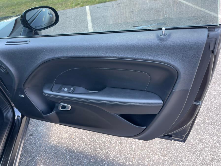 2016 Dodge Challenger 2dr Cpe R/T, available for sale in South Windsor, Connecticut | Mike And Tony Auto Sales, Inc. South Windsor, Connecticut 2016 Dodge Challenger 2dr Cpe R/T, available for sale in South Windsor, Connecticut | Mike And Tony Auto Sales, Inc. South Windsor, Connecticut