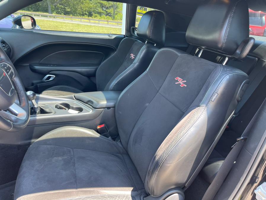 2016 Dodge Challenger 2dr Cpe R/T, available for sale in South Windsor, Connecticut | Mike And Tony Auto Sales, Inc. South Windsor, Connecticut 2016 Dodge Challenger 2dr Cpe R/T, available for sale in South Windsor, Connecticut | Mike And Tony Auto Sales, Inc. South Windsor, Connecticut