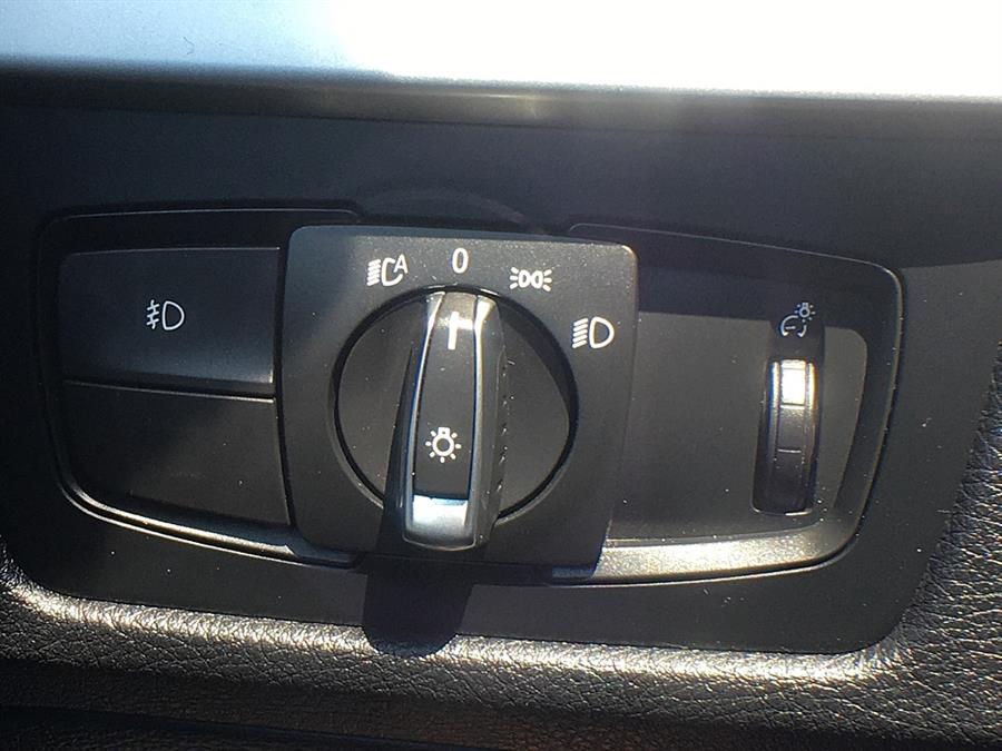 Used BMW 3 Series 4dr Sdn 328i xDrive AWD 2013 | Smart Buy Auto Sales, LLC. Wallingford, Connecticut Used BMW 3 Series 4dr Sdn 328i xDrive AWD 2013 | Smart Buy Auto Sales, LLC. Wallingford, Connecticut