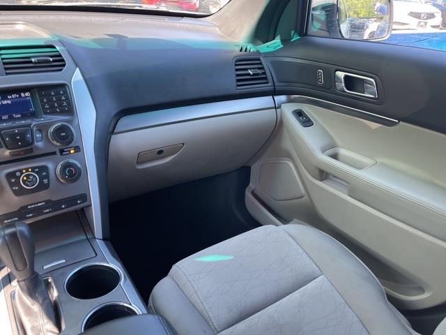 Used Ford Explorer Base 2013 | Blasius Federal Road. Brookfield, Connecticut Used Ford Explorer Base 2013 | Blasius Federal Road. Brookfield, Connecticut