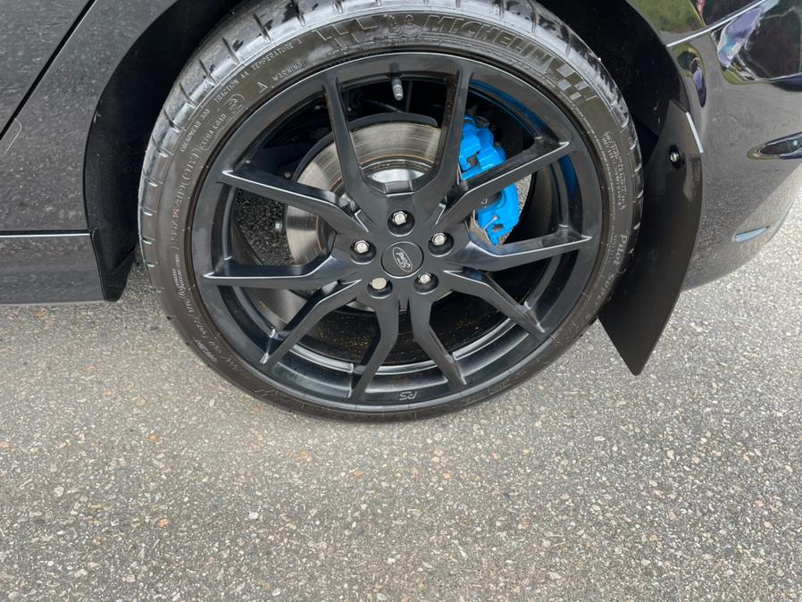 Used Ford Focus RS Hatch 2017 | Mike And Tony Auto Sales, Inc. South Windsor, Connecticut Used Ford Focus RS Hatch 2017 | Mike And Tony Auto Sales, Inc. South Windsor, Connecticut