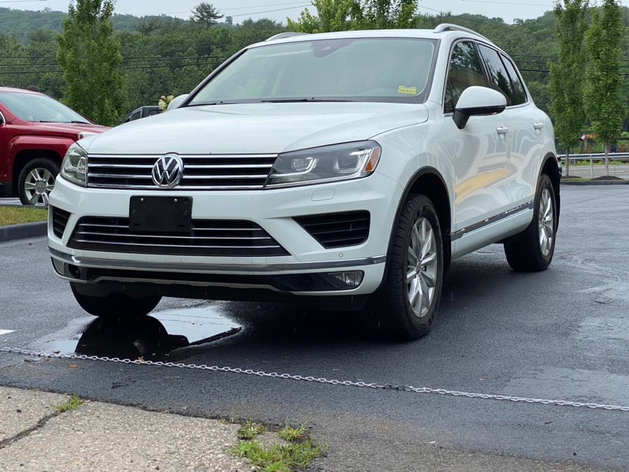 Used Volkswagen Touareg 4dr V6 Sport w/Technology 2016 | Lava Motors 2 Inc. Canton, Connecticut Used Volkswagen Touareg 4dr V6 Sport w/Technology 2016 | Lava Motors 2 Inc. Canton, Connecticut