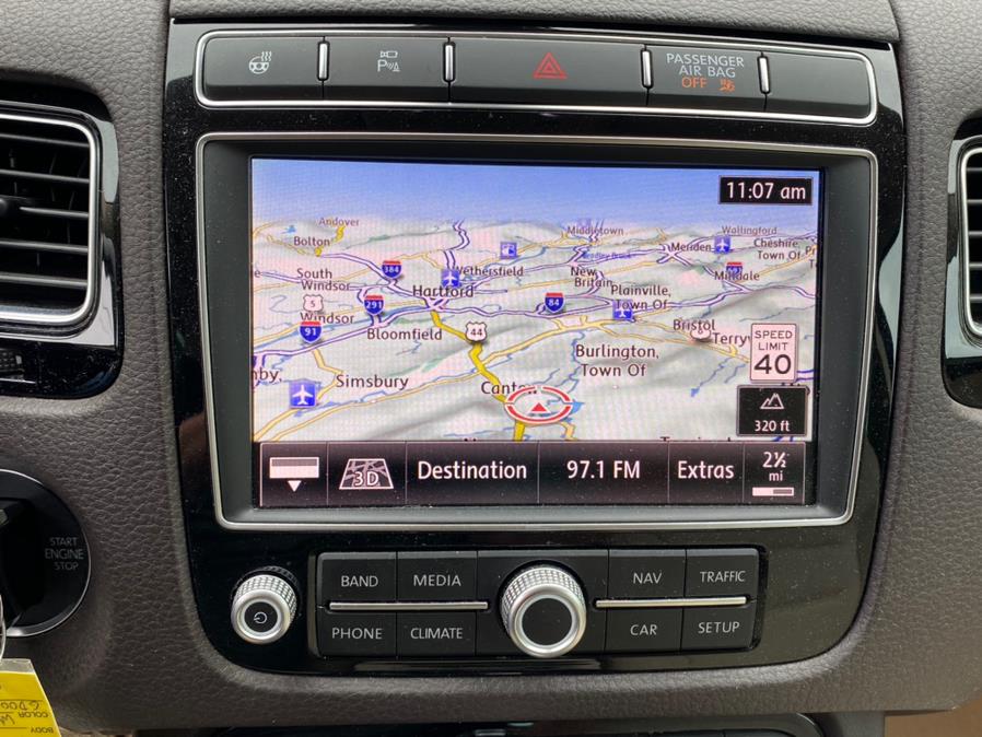 Used Volkswagen Touareg 4dr V6 Sport w/Technology 2016 | Lava Motors 2 Inc. Canton, Connecticut Used Volkswagen Touareg 4dr V6 Sport w/Technology 2016 | Lava Motors 2 Inc. Canton, Connecticut
