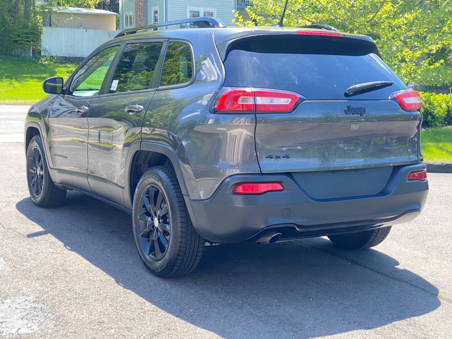 Used Jeep Cherokee 4WD 4dr Latitude 2014 | Lava Motors 2 Inc. Canton, Connecticut Used Jeep Cherokee 4WD 4dr Latitude 2014 | Lava Motors 2 Inc. Canton, Connecticut