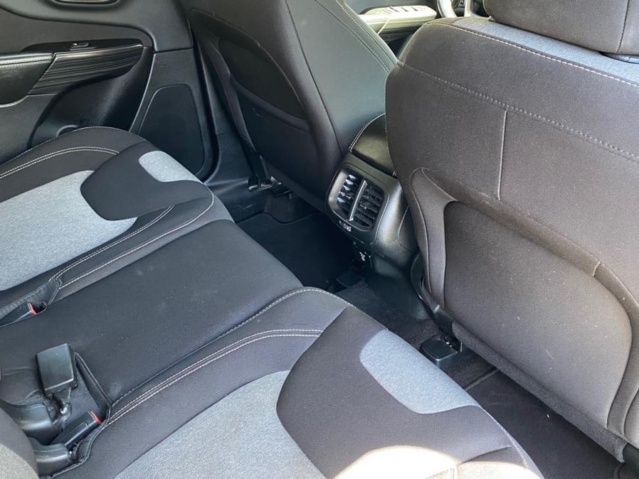 Used Jeep Cherokee 4WD 4dr Latitude 2014 | Lava Motors 2 Inc. Canton, Connecticut Used Jeep Cherokee 4WD 4dr Latitude 2014 | Lava Motors 2 Inc. Canton, Connecticut