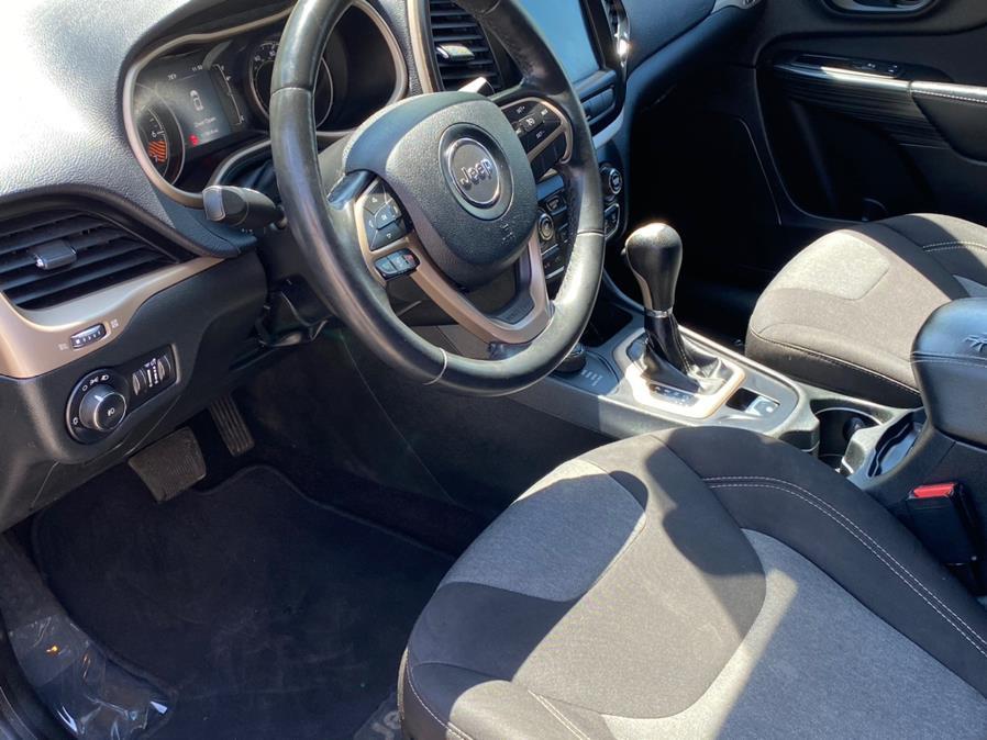 Used Jeep Cherokee 4WD 4dr Latitude 2014 | Lava Motors 2 Inc. Canton, Connecticut Used Jeep Cherokee 4WD 4dr Latitude 2014 | Lava Motors 2 Inc. Canton, Connecticut