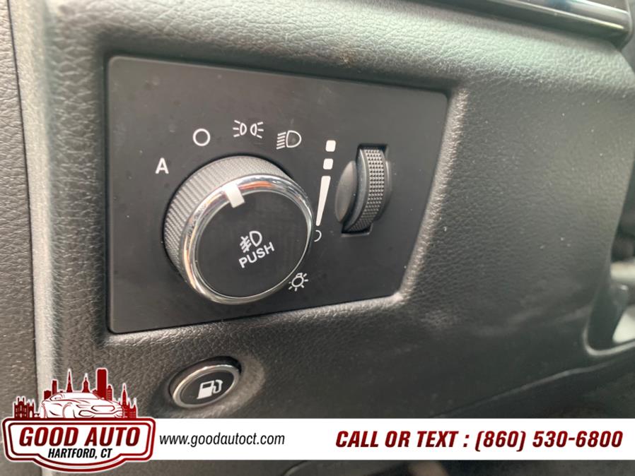 2015 Jeep Grand Cherokee 4WD 4dr Limited, available for sale in Hartford, Connecticut | Good Auto LLC. Hartford, Connecticut 2015 Jeep Grand Cherokee 4WD 4dr Limited, available for sale in Hartford, Connecticut | Good Auto LLC. Hartford, Connecticut