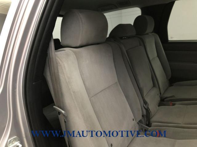 Used Toyota Sequoia 4WD LV8 6-Spd AT SR5 2010 | J&M Automotive Sls&Svc LLC. Naugatuck, Connecticut Used Toyota Sequoia 4WD LV8 6-Spd AT SR5 2010 | J&M Automotive Sls&Svc LLC. Naugatuck, Connecticut