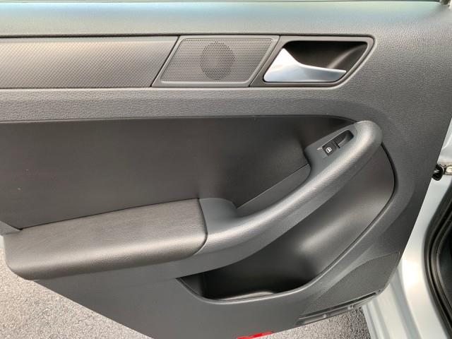 2012 Volkswagen Jetta Sedan SE PZEV, available for sale in Forestville, Maryland | Valentine Motor Company. Forestville, Maryland 2012 Volkswagen Jetta Sedan SE PZEV, available for sale in Forestville, Maryland | Valentine Motor Company. Forestville, Maryland