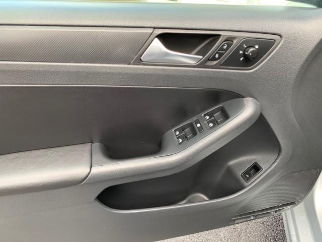 2012 Volkswagen Jetta Sedan SE PZEV, available for sale in Forestville, Maryland | Valentine Motor Company. Forestville, Maryland 2012 Volkswagen Jetta Sedan SE PZEV, available for sale in Forestville, Maryland | Valentine Motor Company. Forestville, Maryland