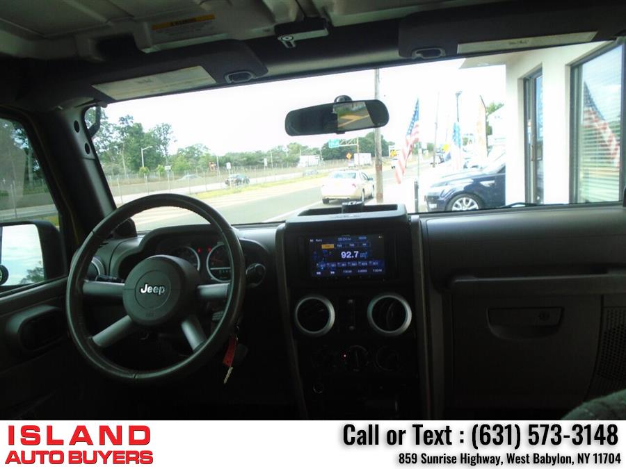 Used Jeep Wrangler Unlimited Sahara 4x4 4dr SUV 2010 | Island Auto Buyers. West Babylon, New York Used Jeep Wrangler Unlimited Sahara 4x4 4dr SUV 2010 | Island Auto Buyers. West Babylon, New York