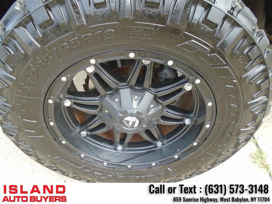 Used Jeep Wrangler Unlimited Sahara 4x4 4dr SUV 2010 | Island Auto Buyers. West Babylon, New York Used Jeep Wrangler Unlimited Sahara 4x4 4dr SUV 2010 | Island Auto Buyers. West Babylon, New York