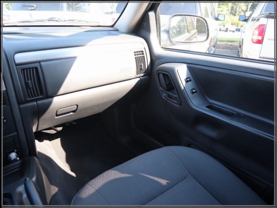 Used Jeep Grand Cherokee 4dr Laredo 4WD 2004 | My Auto Inc.. Huntington Station, New York Used Jeep Grand Cherokee 4dr Laredo 4WD 2004 | My Auto Inc.. Huntington Station, New York