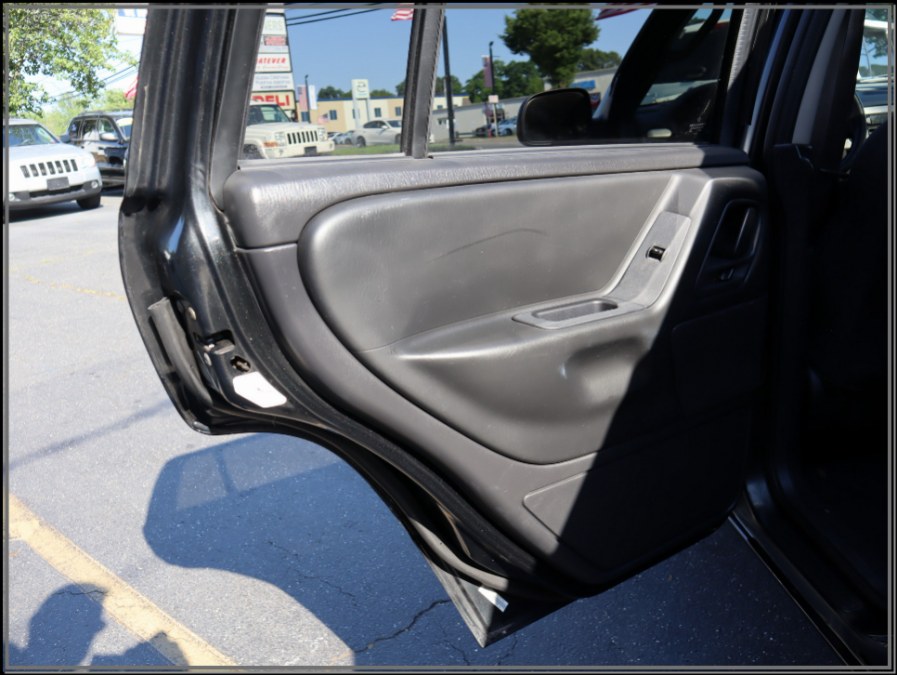 Used Jeep Grand Cherokee 4dr Laredo 4WD 2004 | My Auto Inc.. Huntington Station, New York Used Jeep Grand Cherokee 4dr Laredo 4WD 2004 | My Auto Inc.. Huntington Station, New York