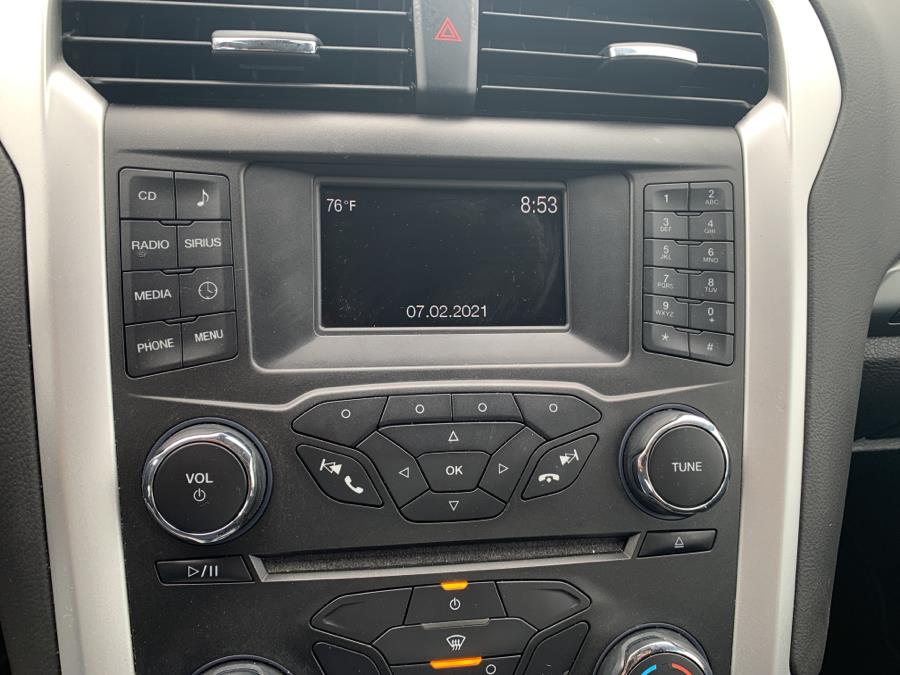 Used Ford Fusion 4dr Sdn SE AWD 2016 | Saybrook Auto Barn. Old Saybrook, Connecticut Used Ford Fusion 4dr Sdn SE AWD 2016 | Saybrook Auto Barn. Old Saybrook, Connecticut