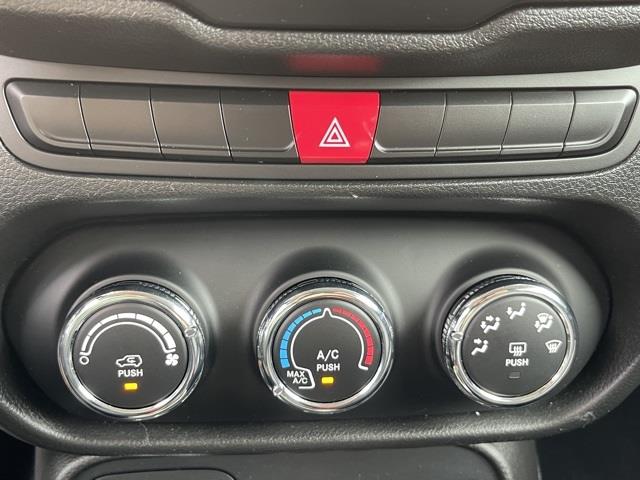Used Jeep Renegade Latitude 2015 | Hillside Auto Outlet. Jamaica, New York Used Jeep Renegade Latitude 2015 | Hillside Auto Outlet. Jamaica, New York