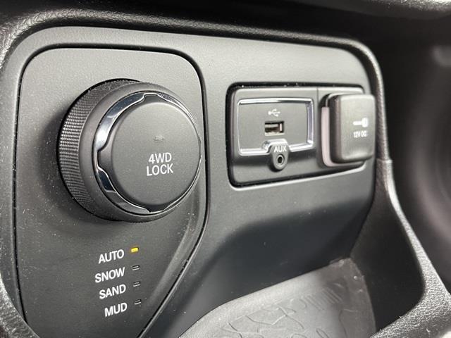 Used Jeep Renegade Latitude 2015 | Hillside Auto Outlet. Jamaica, New York Used Jeep Renegade Latitude 2015 | Hillside Auto Outlet. Jamaica, New York