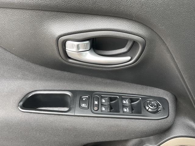 Used Jeep Renegade Latitude 2015 | Hillside Auto Outlet. Jamaica, New York Used Jeep Renegade Latitude 2015 | Hillside Auto Outlet. Jamaica, New York