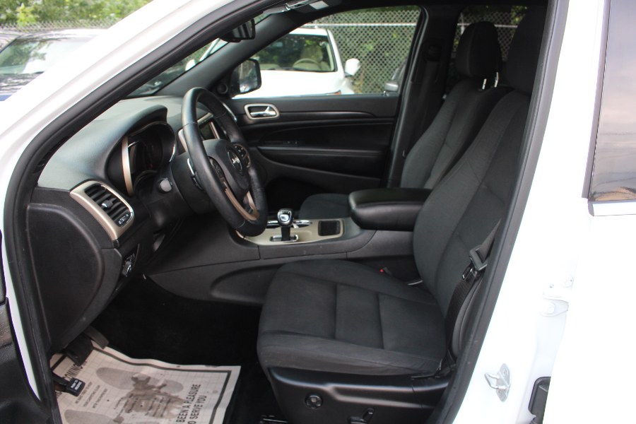 2014 Jeep Grand Cherokee 4WD 4dr Laredo, available for sale in Paterson, New Jersey | Xcell Motors LLC. Paterson, New Jersey 2014 Jeep Grand Cherokee 4WD 4dr Laredo, available for sale in Paterson, New Jersey | Xcell Motors LLC. Paterson, New Jersey