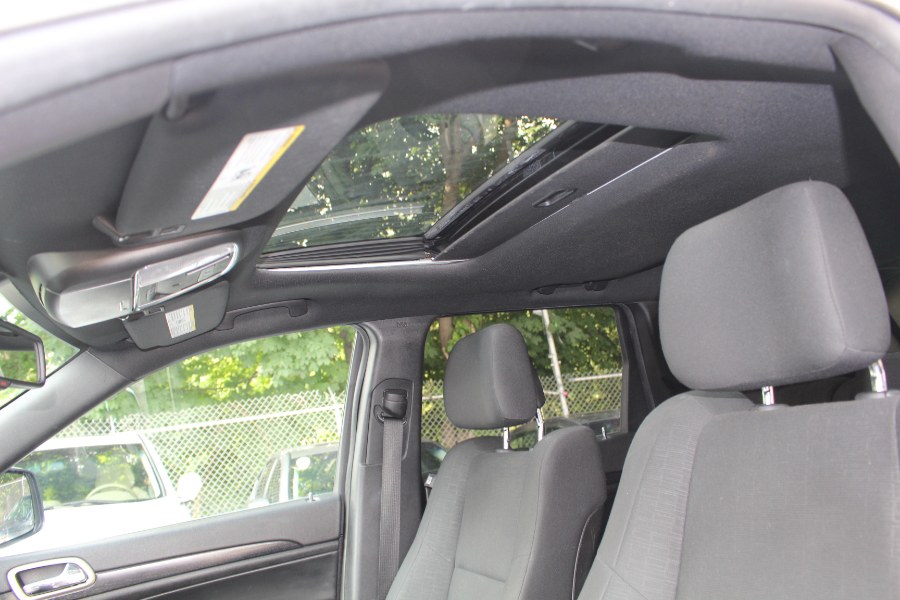 2014 Jeep Grand Cherokee 4WD 4dr Laredo, available for sale in Paterson, New Jersey | Xcell Motors LLC. Paterson, New Jersey 2014 Jeep Grand Cherokee 4WD 4dr Laredo, available for sale in Paterson, New Jersey | Xcell Motors LLC. Paterson, New Jersey