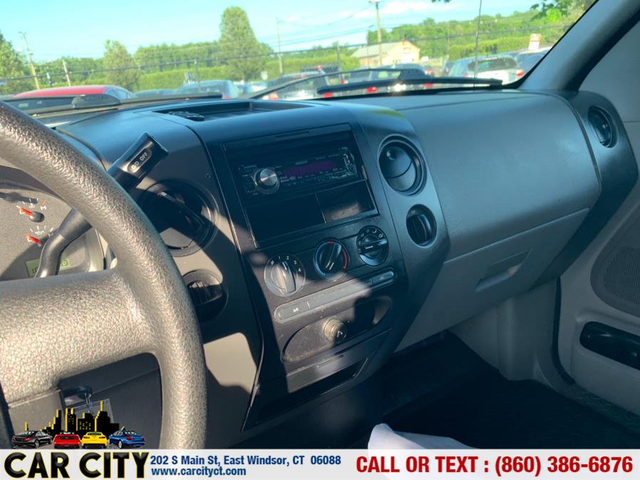 Used Ford F-150 2WD Reg Cab 126" XL 2007 | Car City LLC. East Windsor, Connecticut Used Ford F-150 2WD Reg Cab 126" XL 2007 | Car City LLC. East Windsor, Connecticut